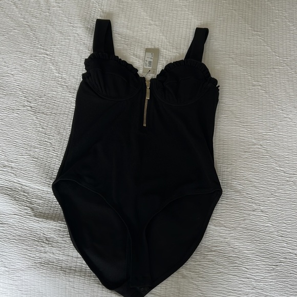 Body suit - Picture 2 of 5